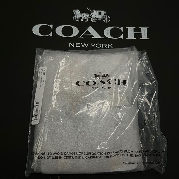 Coach Butterfly Cluster Bag Charm Denim c8224 Blue Leather Grommet FOB Keychain - Picture 2 of 6